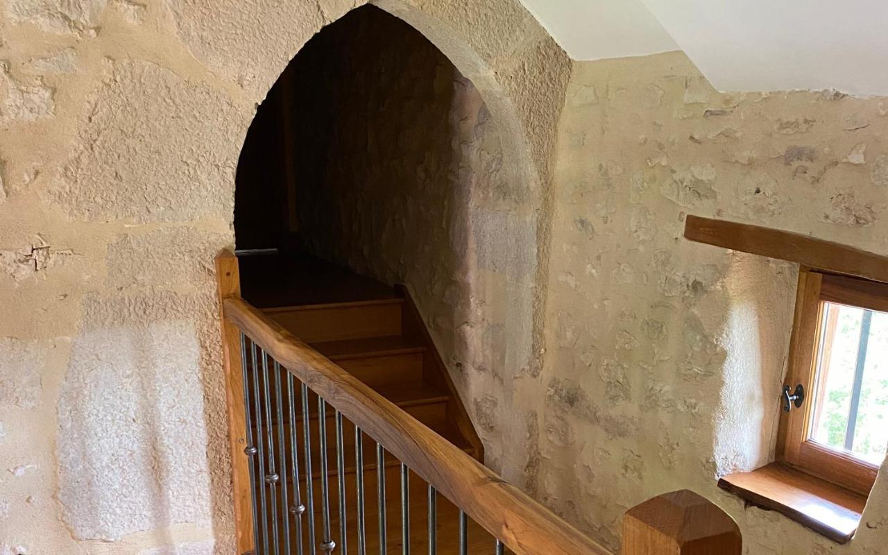 Le Domaine De Tizo Hotell Saint-Victor-de-Morestel Eksteriør bilde