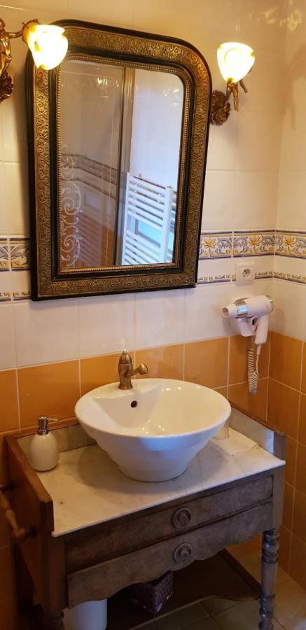 Le Domaine De Tizo Hotell Saint-Victor-de-Morestel Eksteriør bilde