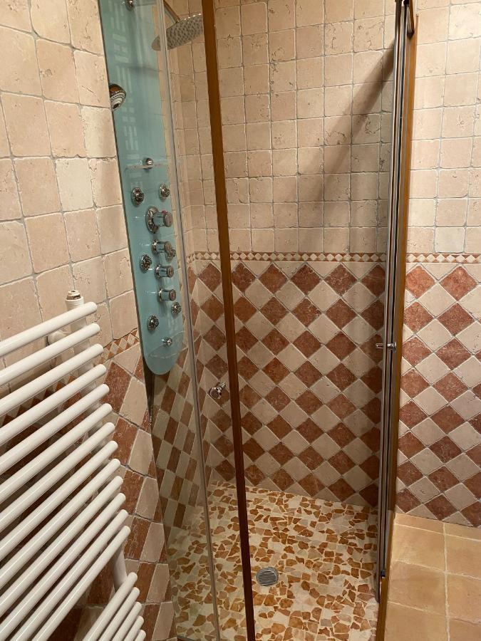 Le Domaine De Tizo Hotell Saint-Victor-de-Morestel Eksteriør bilde